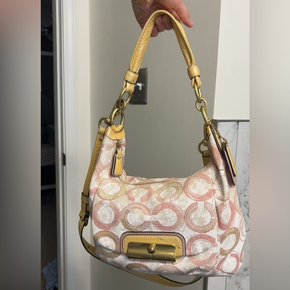 vintage baby pink and white coach bag